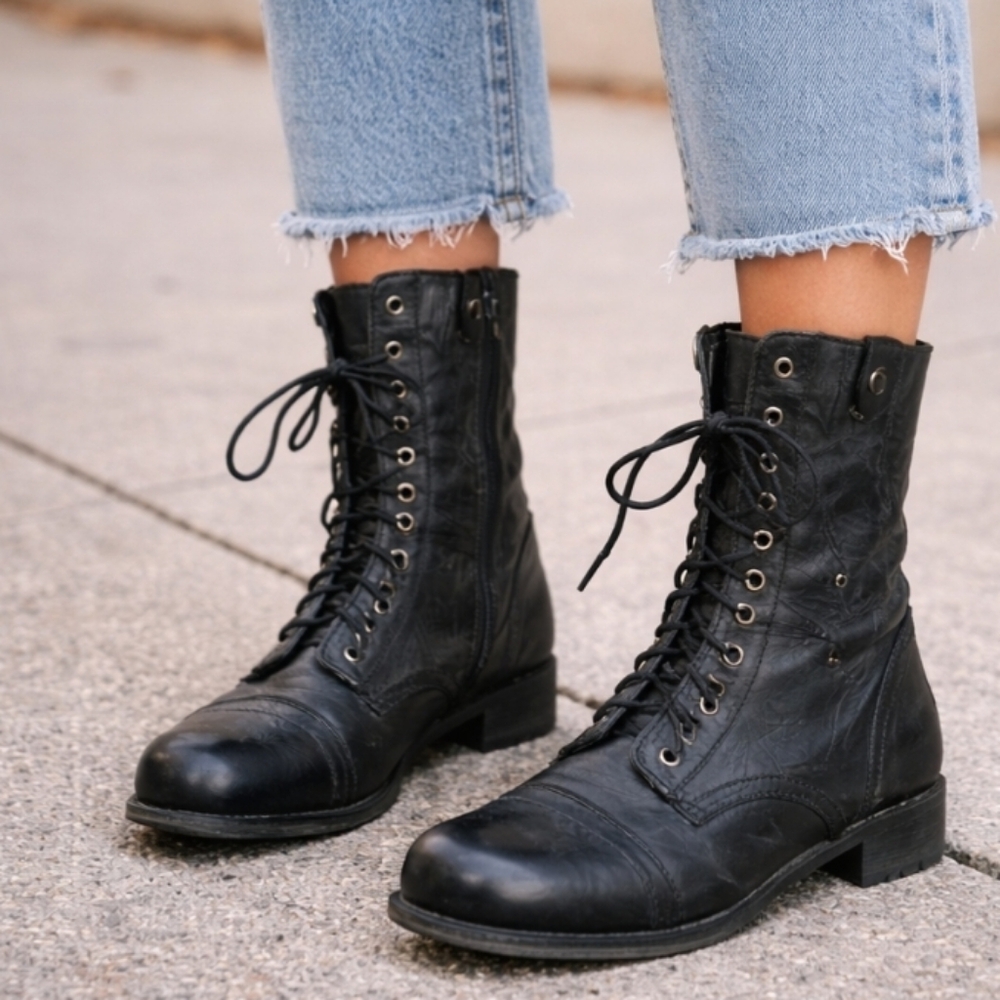 G21 | Soft Leather Combat Lace Up Boots